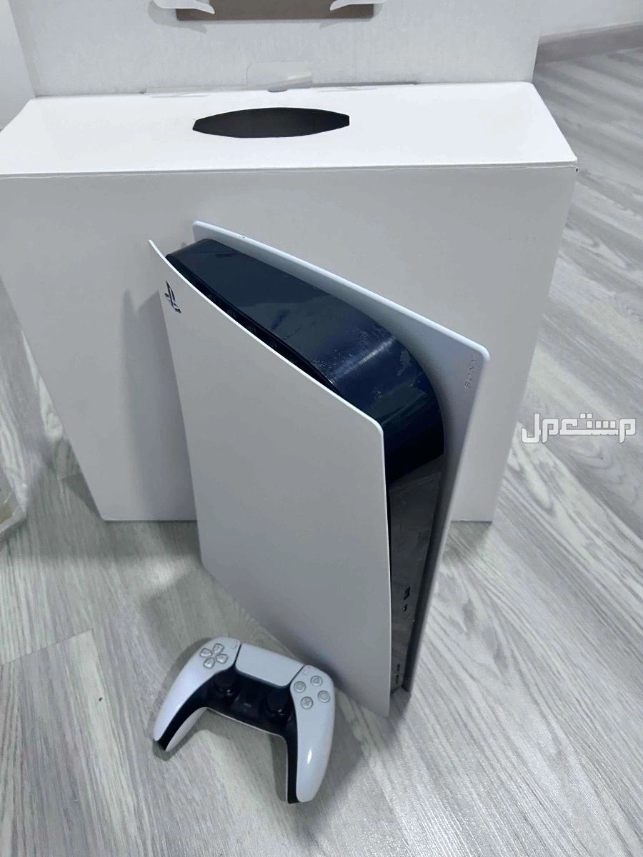 سوني فايف نظيف ما يعاني من اي خراب مفحوص و معاه اشرطه استخدام السوني 8-7 اشهر باقي التفاصيل اسفل👇🏼👇🏼👇🏼+الموقع الطايف لو انت باي مدينه ثانيه و تبي ارسله لك رسلته