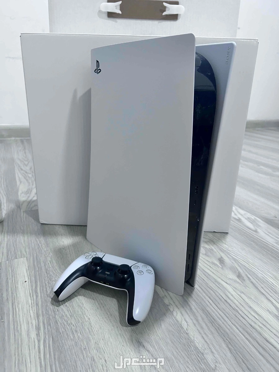 سوني فايف نظيف ما يعاني من اي خراب مفحوص و معاه اشرطه استخدام السوني 8-7 اشهر باقي التفاصيل اسفل👇🏼👇🏼👇🏼+الموقع الطايف لو انت باي مدينه ثانيه و تبي ارسله لك رسلته