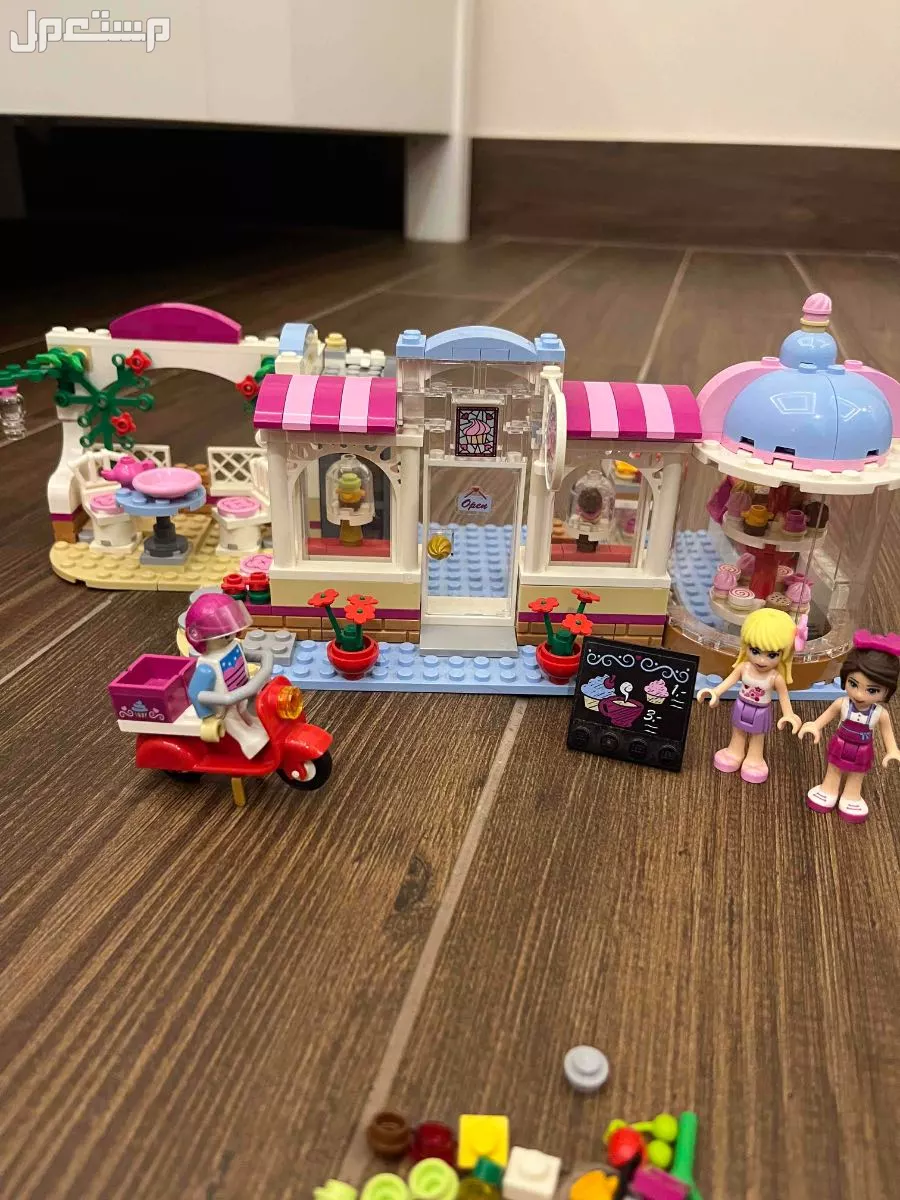 lego friends ليغو فريندز محل كب كيك في جدة بسعر 170 ريال سعودي