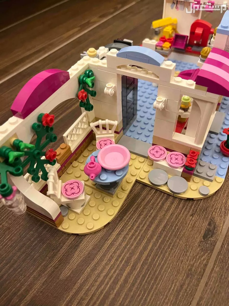 lego friends ليغو فريندز محل كب كيك في جدة بسعر 170 ريال سعودي