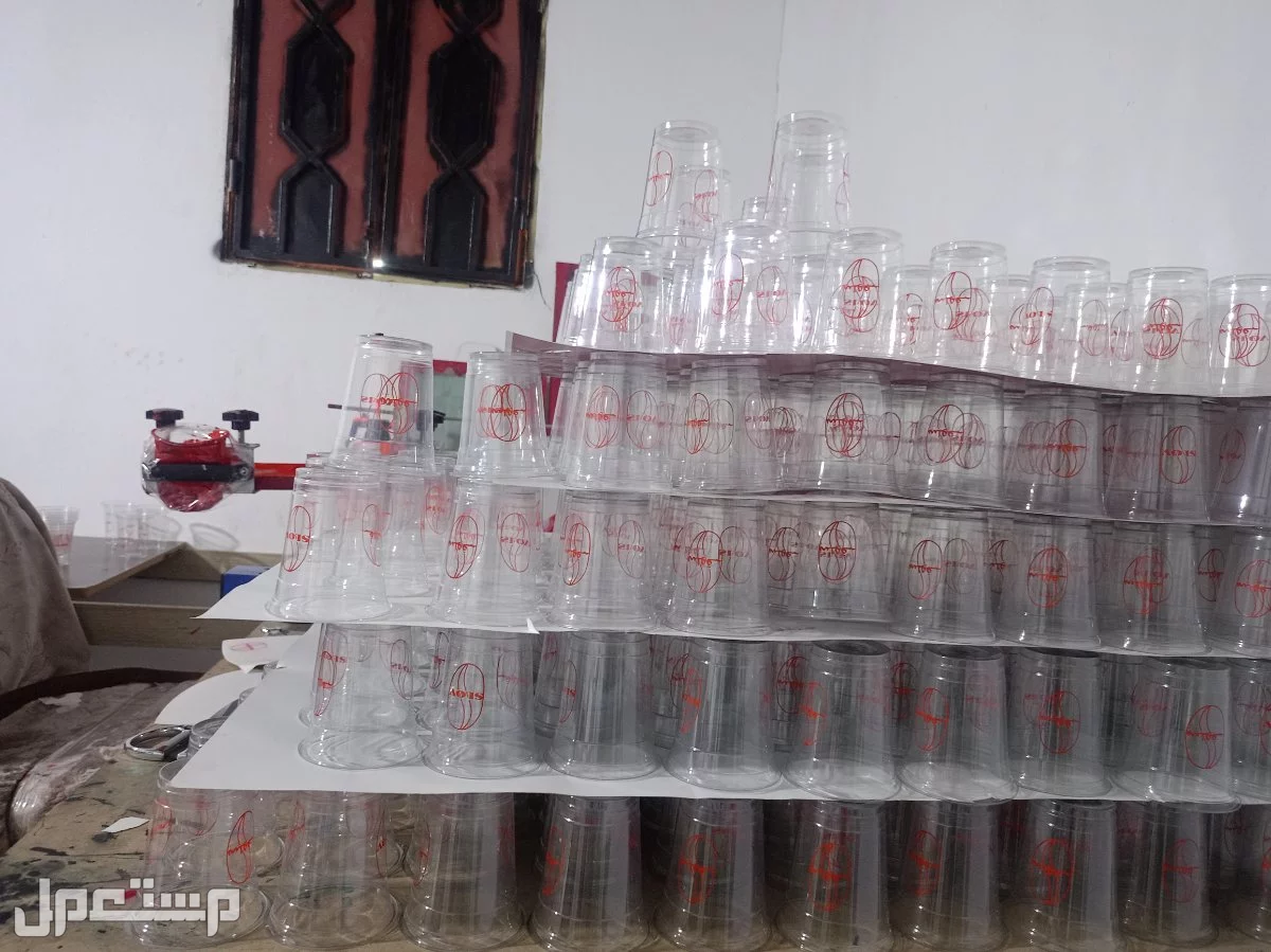 معلم سلك سكرين 0551841259 في بريدة بسعر 3 آلاف ريال سعودي