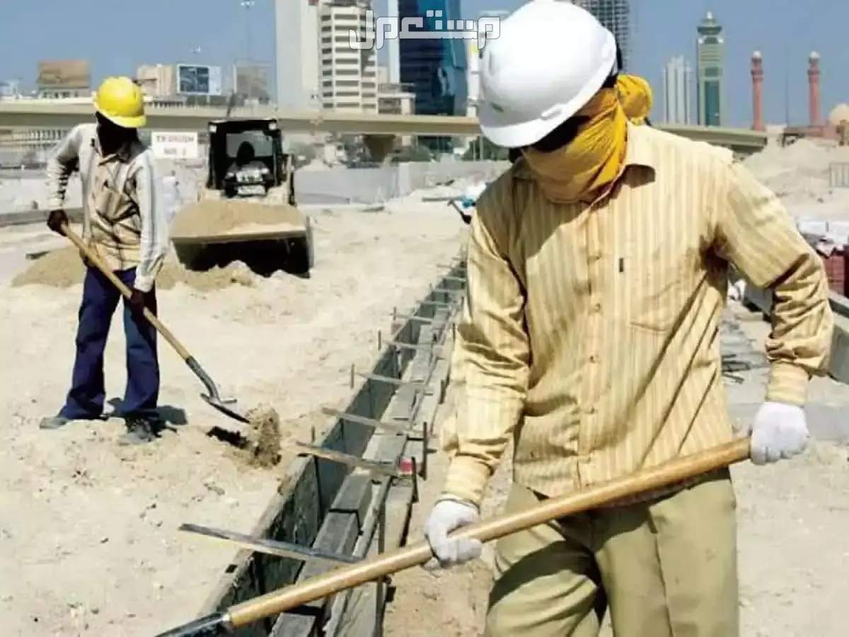 متى يبدأ حظر العمل تحت أشعة الشمس؟.. أوقات الحظر والغرامات ساعات عمل العمال في الصيف