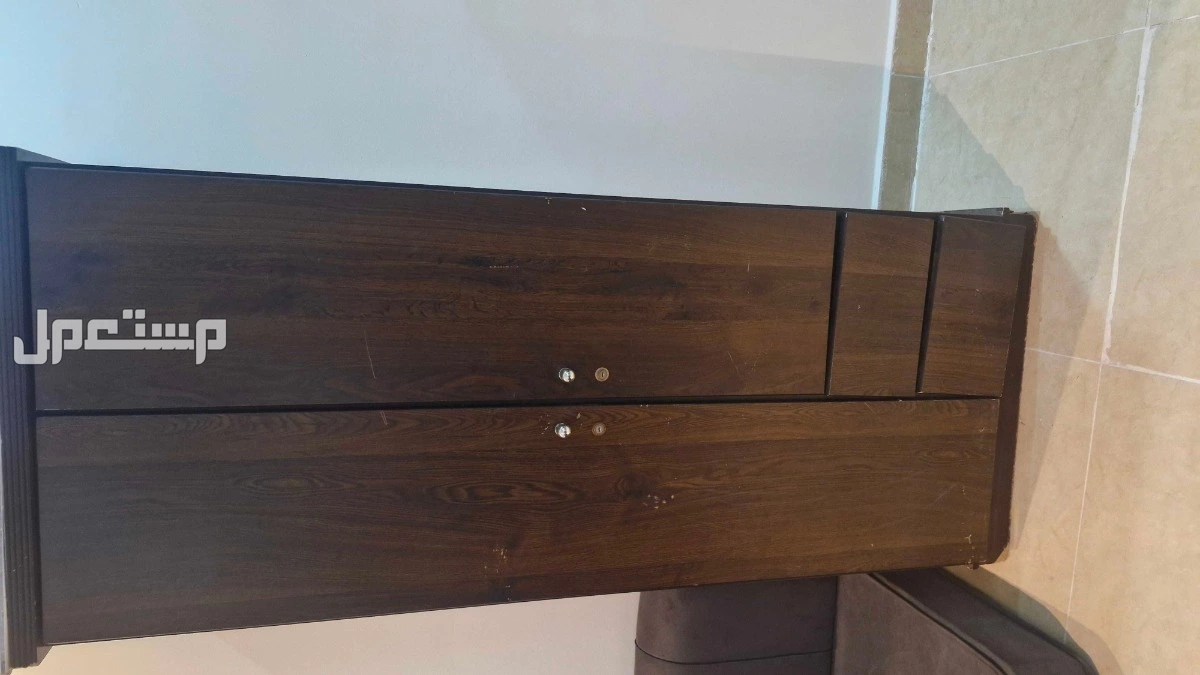 دولاب بابين فقط ب 120 ريال في جدة بسعر 120 ريال سعودي