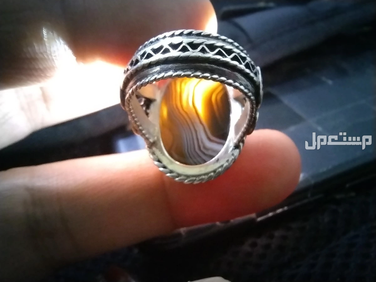 خواتم فضة رجالي عقيق يماني كرزي مزعفر ومجزع
