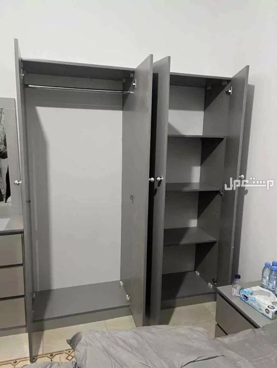 يتوفر دواليب خشب جديد نوعيات ممتازة وبأسعار خاصة