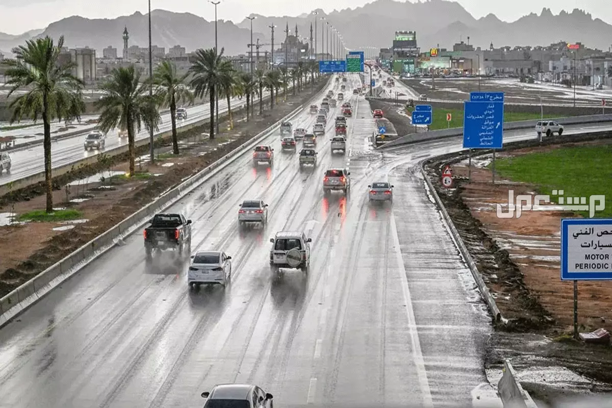 موسم الأمطار في السعودية 1447.. الموعد المتوقع والمناطق الأكثر تأثرًا موسم المطر في السعودية