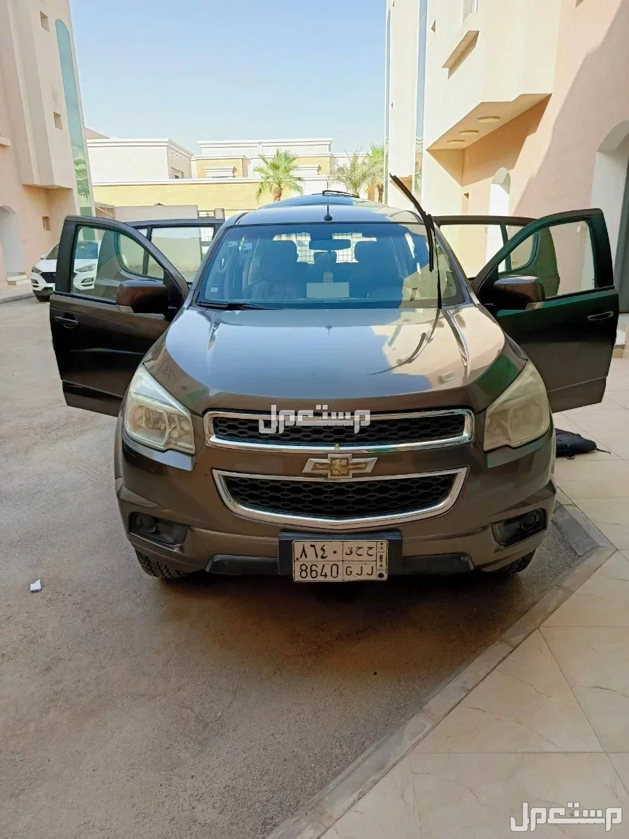 شراء سيارة مستعملة من المالك في السعودية.. فحص الأوراق ونقل الملكية سيارة مستعملة من المالك