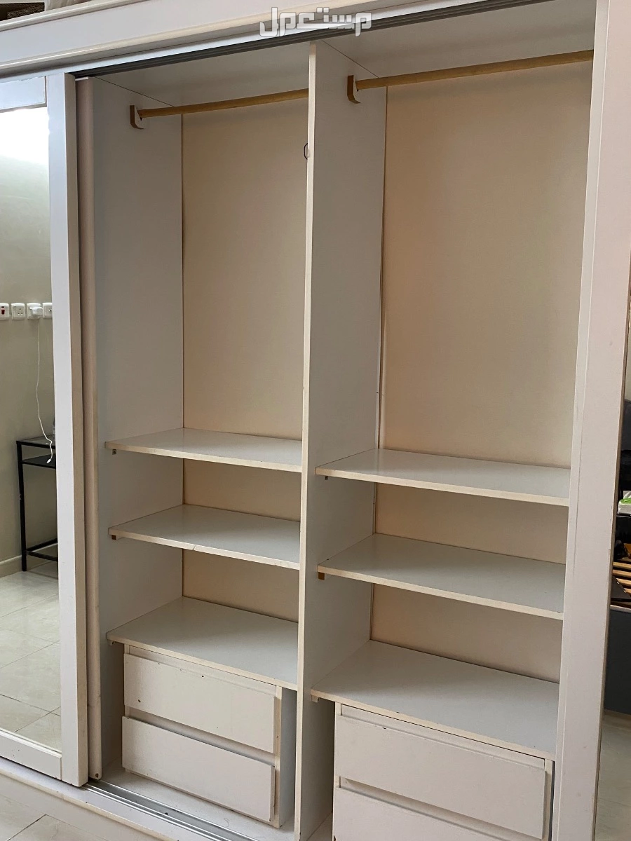 دولاب  في جدة بسعر 500 ريال سعودي مستعمل وبحاله ممتازه
