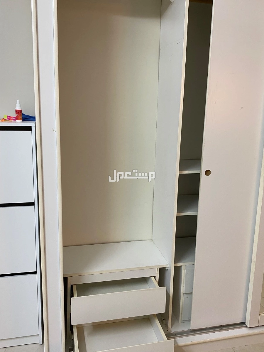 دولاب  في جدة بسعر 500 ريال سعودي مستعمل وبحاله ممتازه