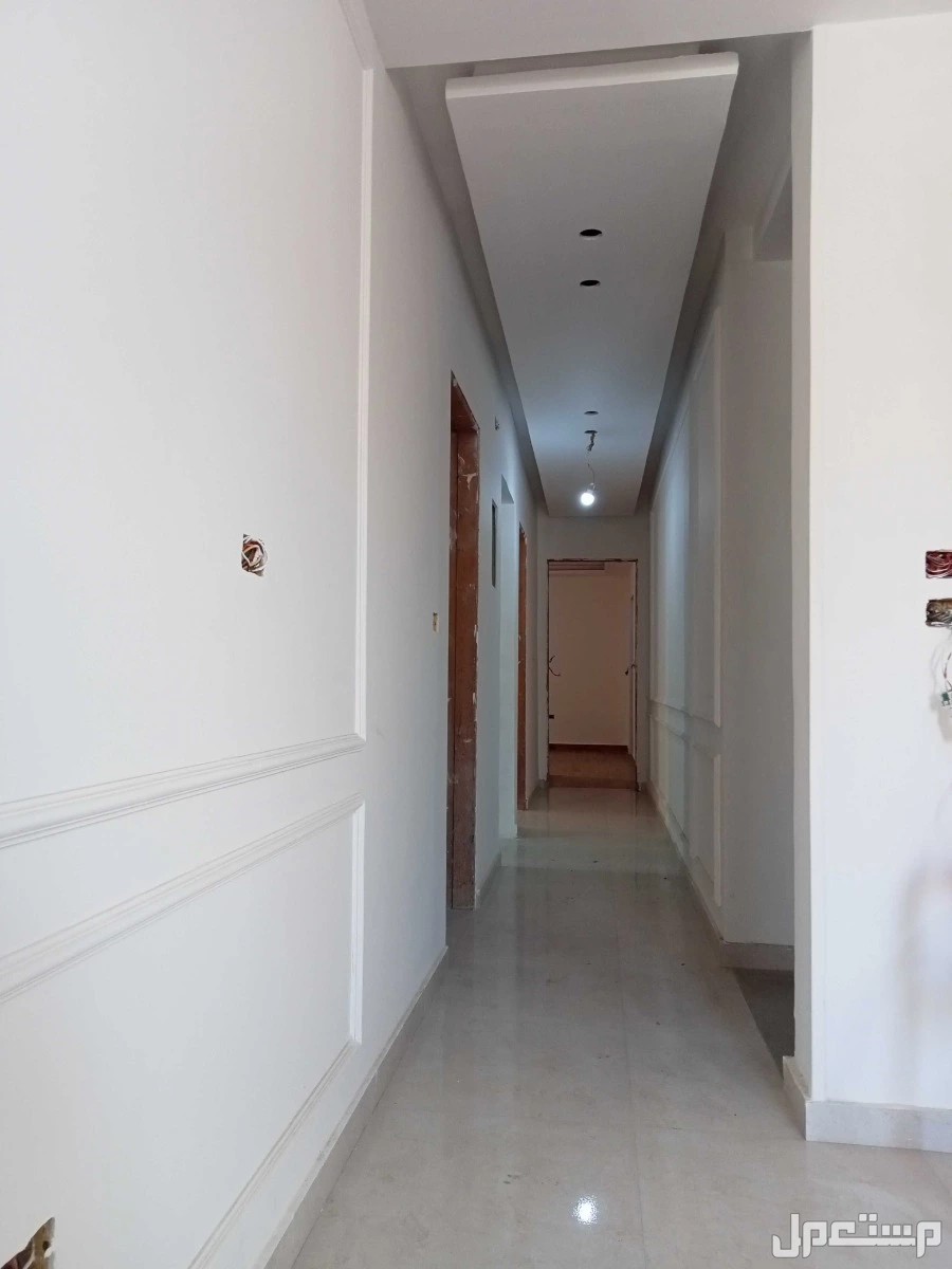 دهان وفني ديكورات حديثه وتجديد منازل بالرياض  في الرياض بسعر 120 ريال سعودي