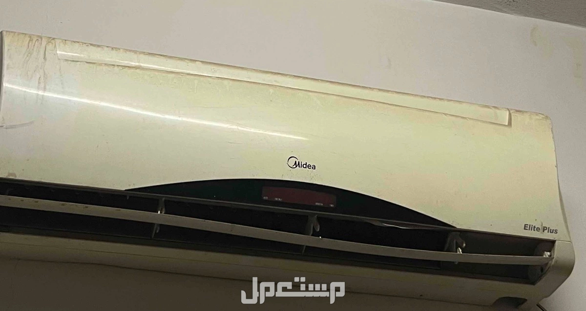 مكيف شباك ومكيف سبلت وفرن وثلاجة  في الرياض بسعر 1500 ريال سعودي