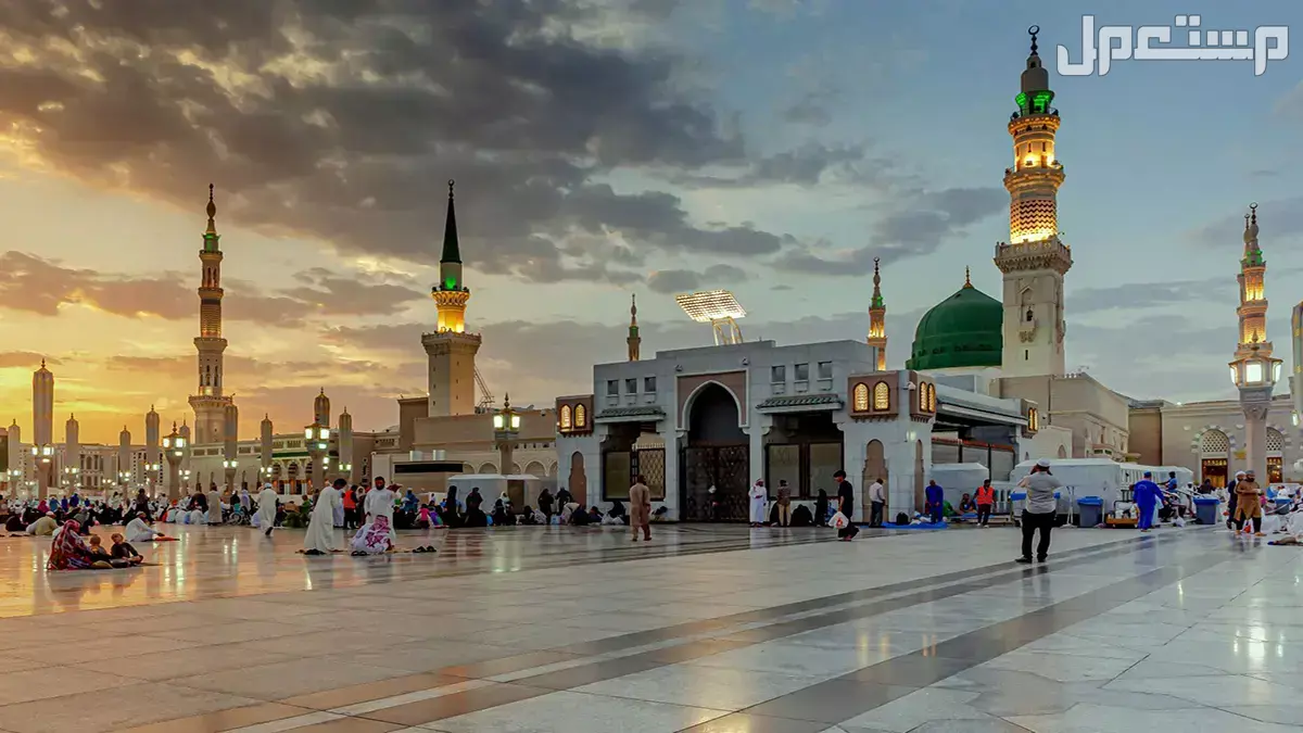 أجمل أماكن سياحية للعوائل في المدينة المنورة: دليل 2025 المسجد النبوي أبرز معالم المدينة المنورة