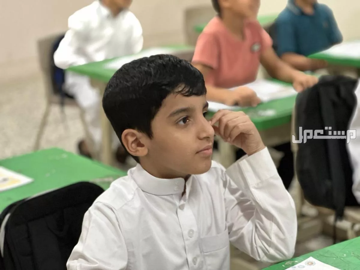 موعد أول إجازة مطولة للطلاب في العام الدراسي الجديد 1447 متى عودة المعلمين 1447
