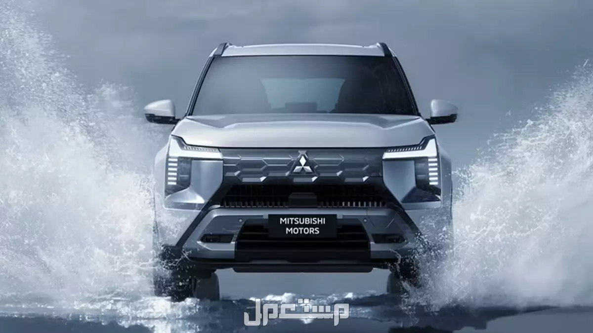 مواصفات وفئات ميتسوبيشي باجيرو 2026 واجهة باجيرو 2026 الأمامية