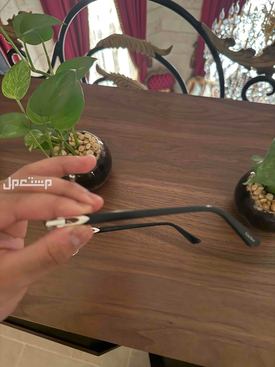 نظارة كارتير طبيه اصليه في الخبر بسعر 2500 ريال سعودي
