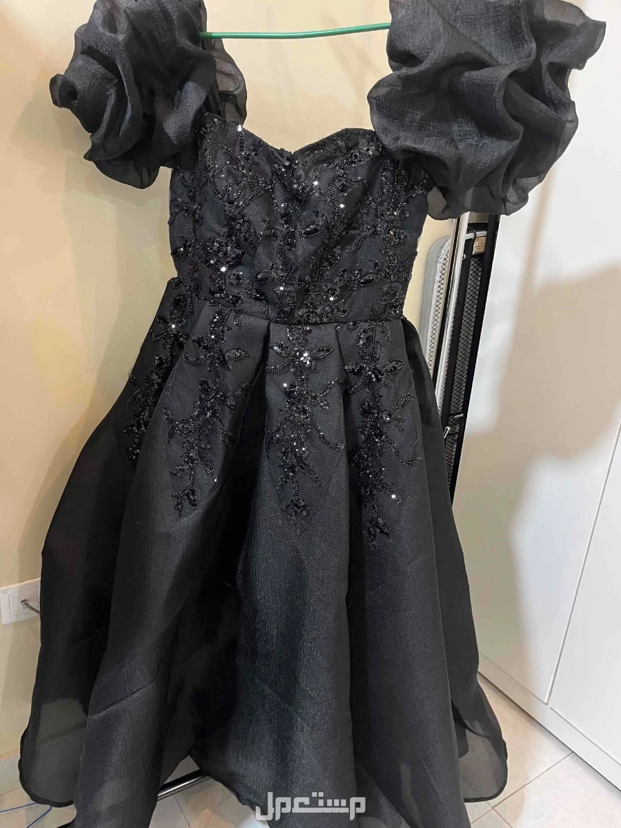 فستان زواج او خطوبة اسود منفوش