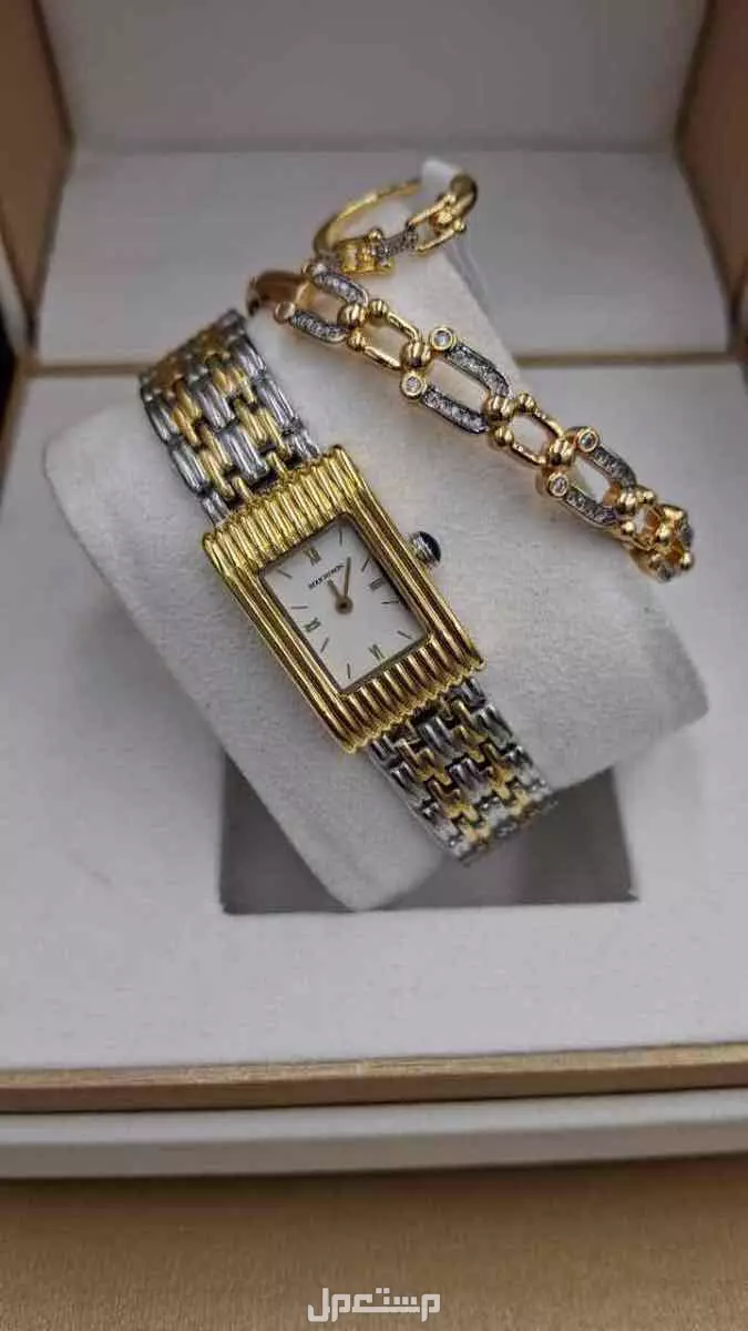 ساعات بشرون نسائي مع سوارة وخاتم زركون