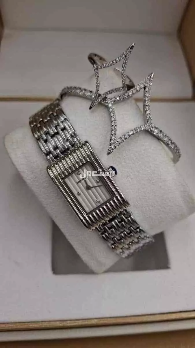 ساعات بشرون نسائي مع سوارة وخاتم زركون
