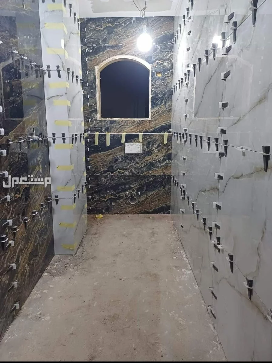 مبلط معلم بلاط معلم بورسلان سراميك مبلط سوري تركيب بلاط  في جدة