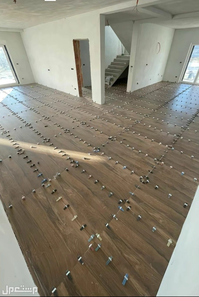 مبلط معلم بلاط معلم بورسلان سراميك مبلط سوري تركيب بلاط  في جدة