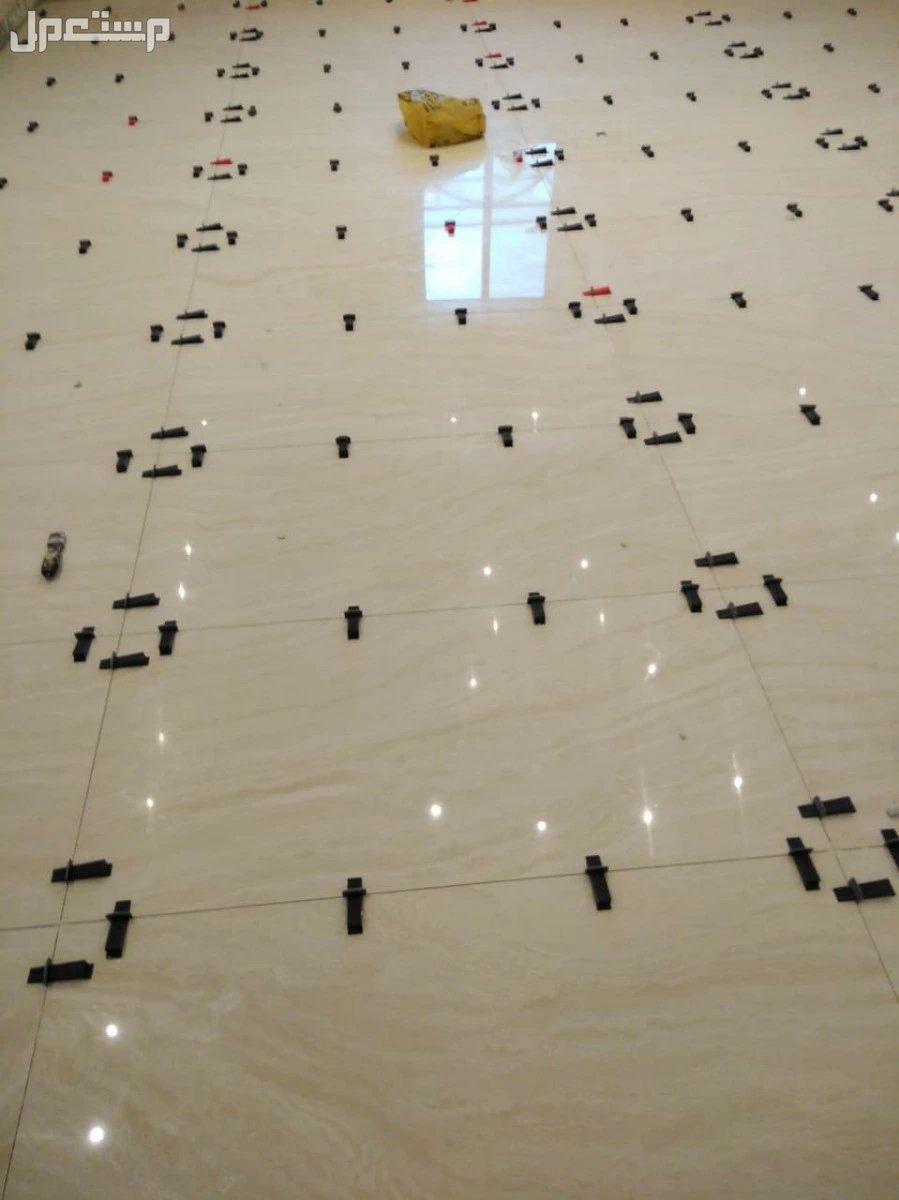 مبلط معلم بلاط معلم بورسلان سراميك مبلط سوري تركيب بلاط  في جدة