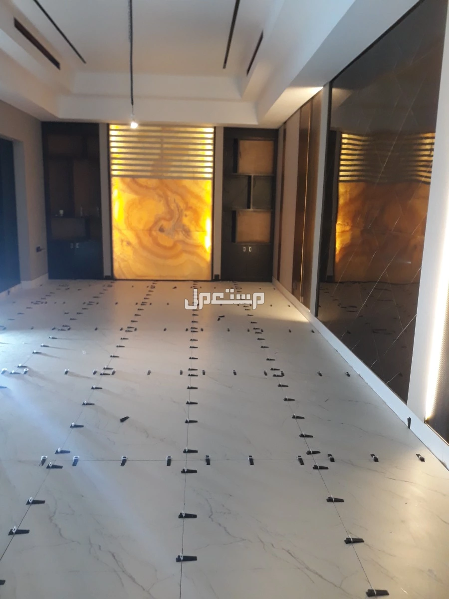 معلم بلاط معلم بورسلان سراميك مبلط تركيب بلاط مبلط جده