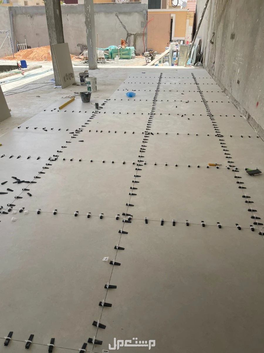 معلم بلاط معلم بورسلان سراميك مبلط تركيب بلاط مبلط جده