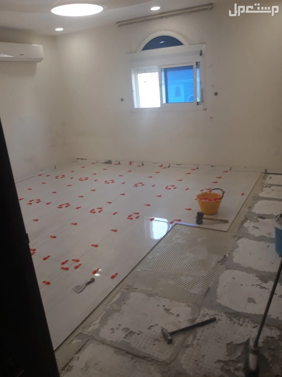 معلم بلاط معلم بورسلان سراميك مبلط تركيب بلاط مبلط جده