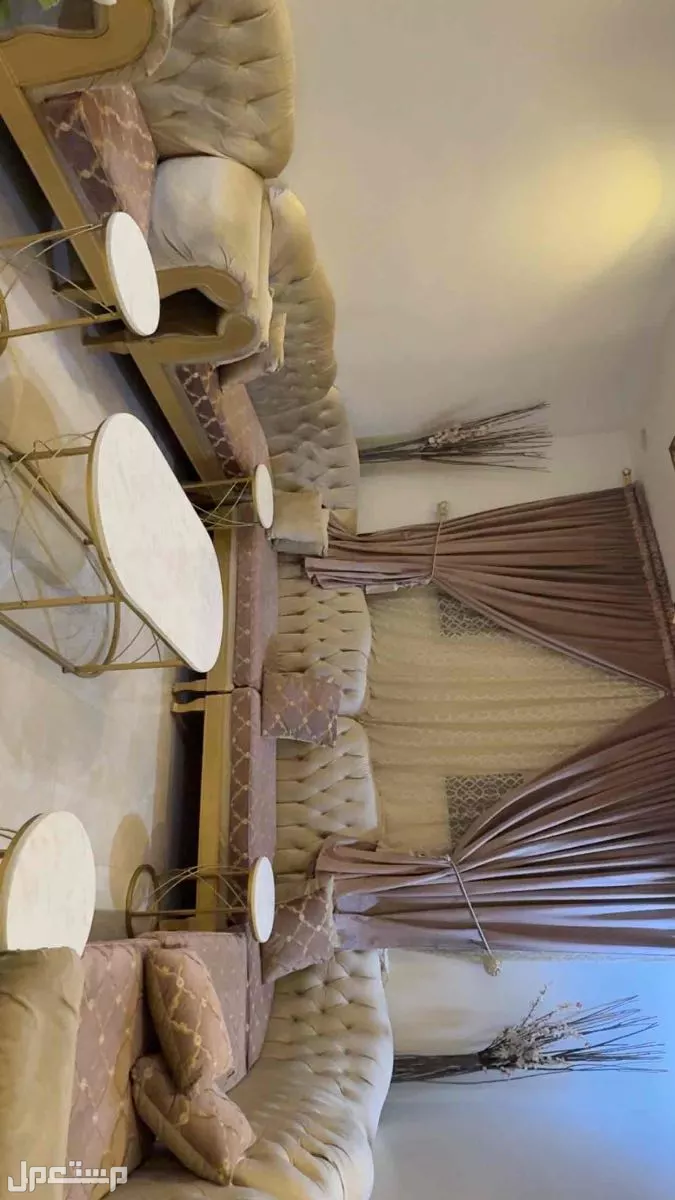 للبيع كنب و طارله و ستاره ب 1800