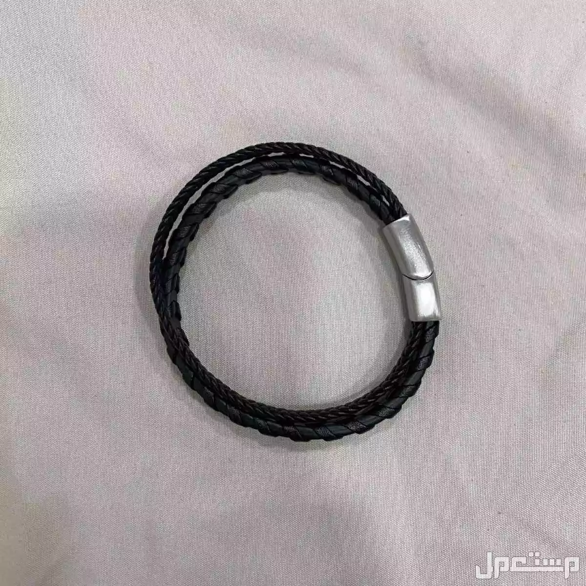 للبيع طقم رجالي من زايروس – بسعر 280 ريال فقط الحالة: مستعمل (شبه جديد) الموقع: المنطقة الشرقية - القطيف السعر: 280 ريال سعودي