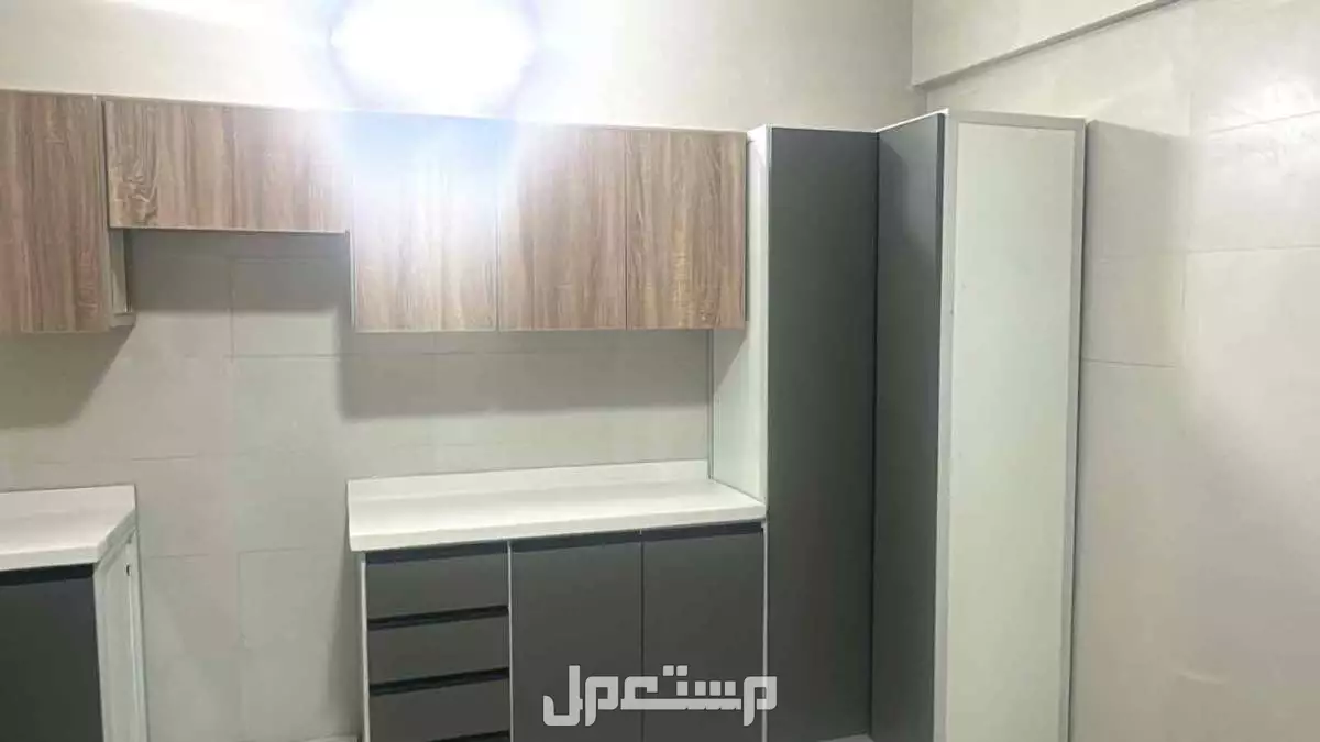 مطبخ صاج جديدفي جدة حي مشرفة جدارين مع زاوية خزين كبيرة عمق 50 في جدة حي مشرفة النبلغ المطلوب 2800﷼