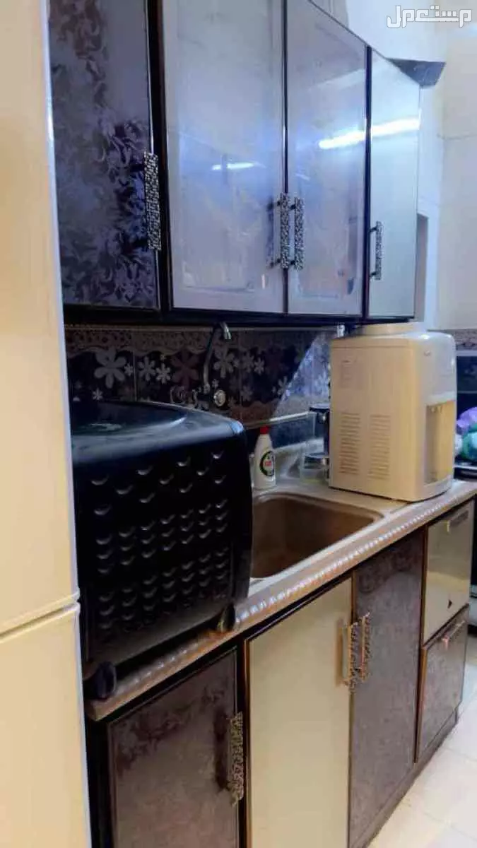 للبيع مطبخ تفصيل بحاله ممتازه السعر 1500