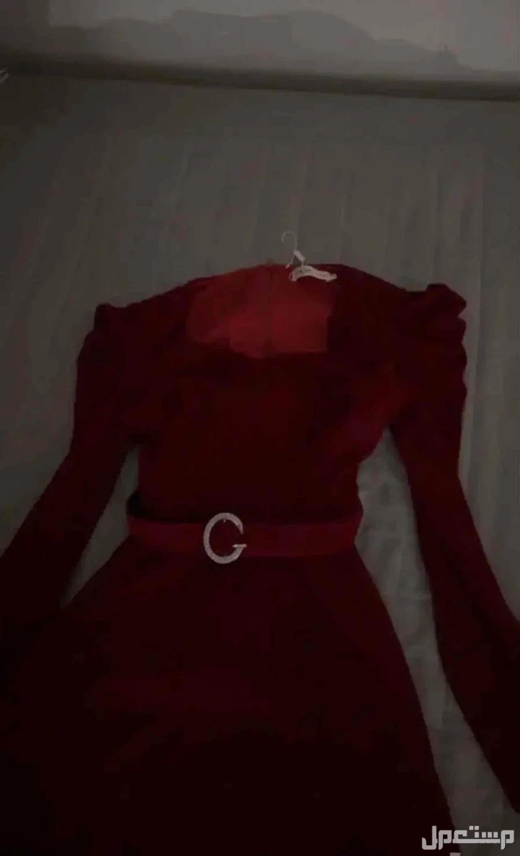 فساتين للبيع لم تلبس الا مره واحده جديده  في المدينة المنورة بسعر 120 ريال سعودي