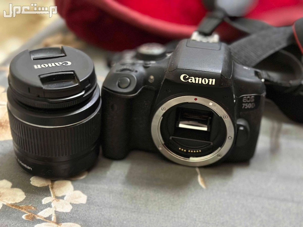 للبيع كاميرا كانون Canon EOS 750D استخدام نظيف جدًا، مناسبة للمبتدئين والهواة وشبه المحترفين في التصوير الفوتوغرافي والفيديو.