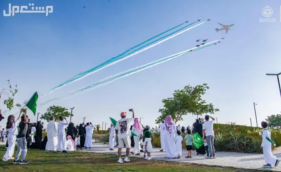 عروض اليوم الوطني الخطوط السعودية 2025.. تخفيضات على الرحلات طائرات سعودية مزينة لليوم الوطني