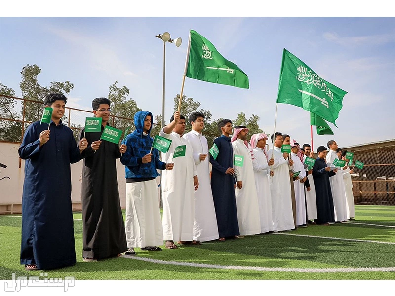 أفضل إذاعة مدرسية عن العودة للمدرسة 1447 - 2026 طلاب يشاركون في إذاعة الصباح
