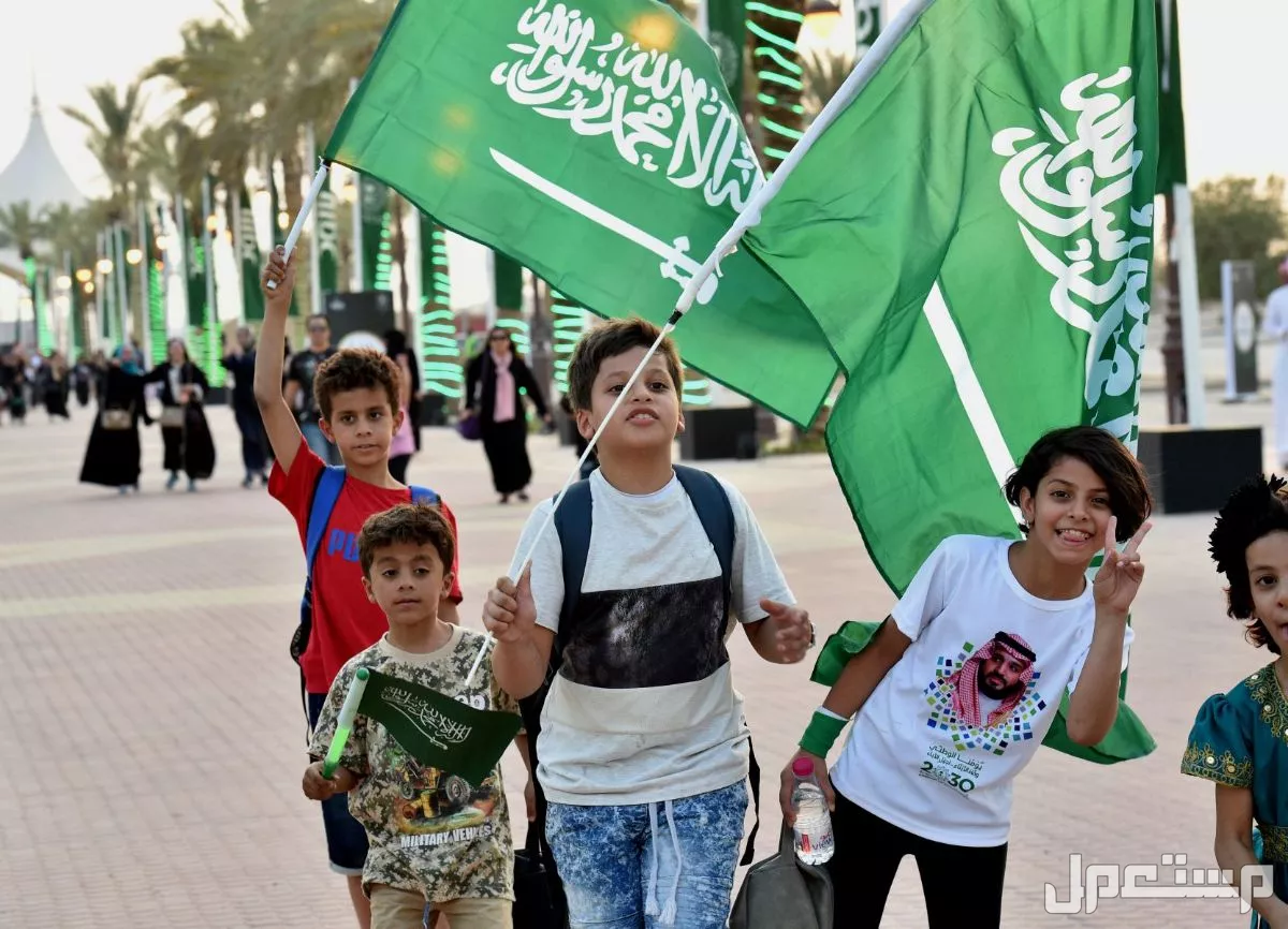 متى تبدأ عروض اليوم الوطني السعودي 2025؟.. أقوى الخصومات والعروض متى تنتهي عروض اليوم الوطني 95؟