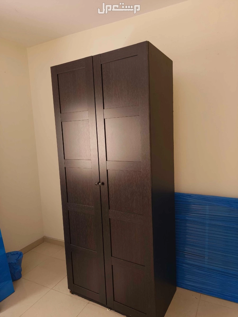 دولاب درفتين ايكيا معا رف تعليق سلل سحاب دولاب بحاله جيده