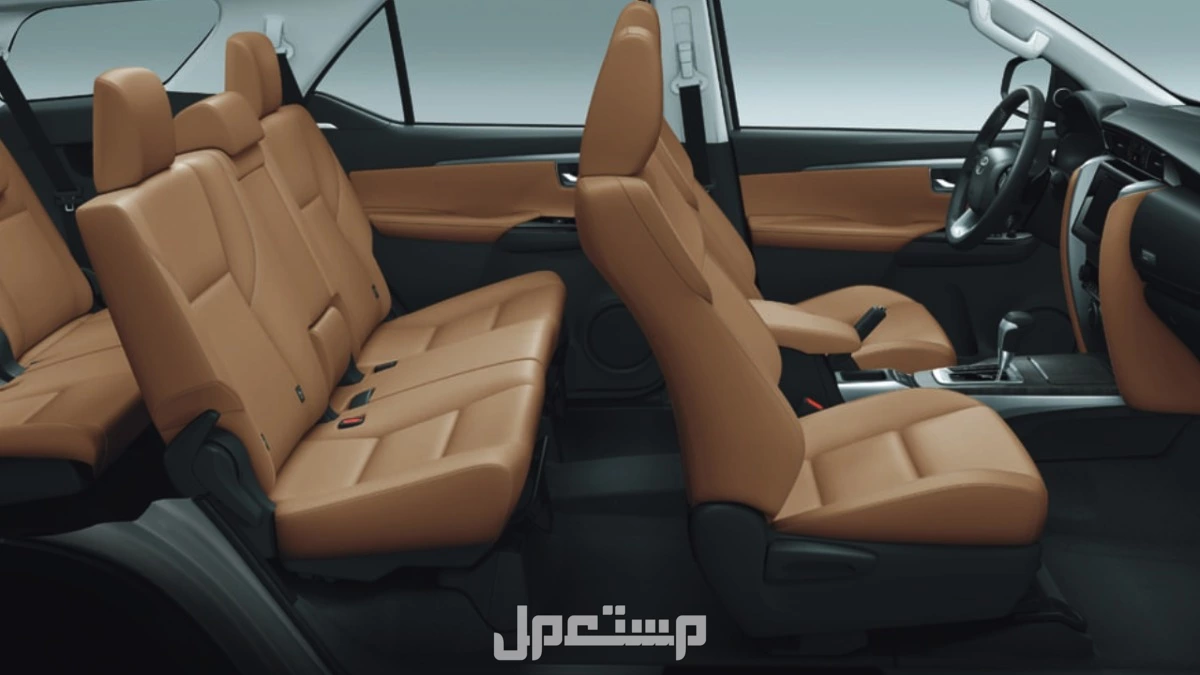 أفضل 5 سيارات للرحلات الطويلة 2026: مراجعة سريعة وأسعار محدثة سيارة 7 راكب مناسبة للرحلات الطويلة