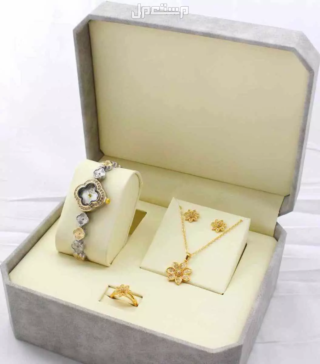 اطقم ساعات ستيل نسائي مع اكسسوار زركون