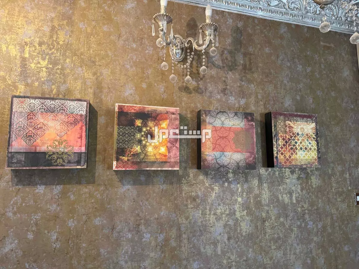 4 لوحات جداريةبنقوش إسلامية في الرياض