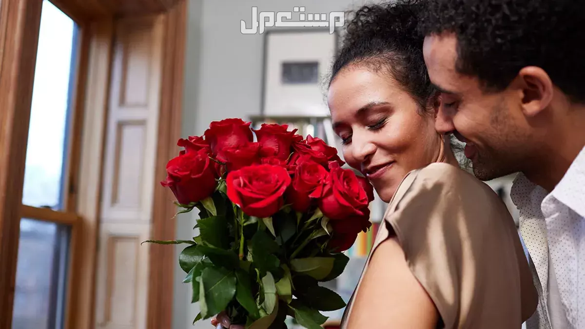 أجمل 30 باقة ورد رومانسية مكتوب عليها وهدايا فاخرة بالصور أفكار باقات ورد رومانسية بالصور