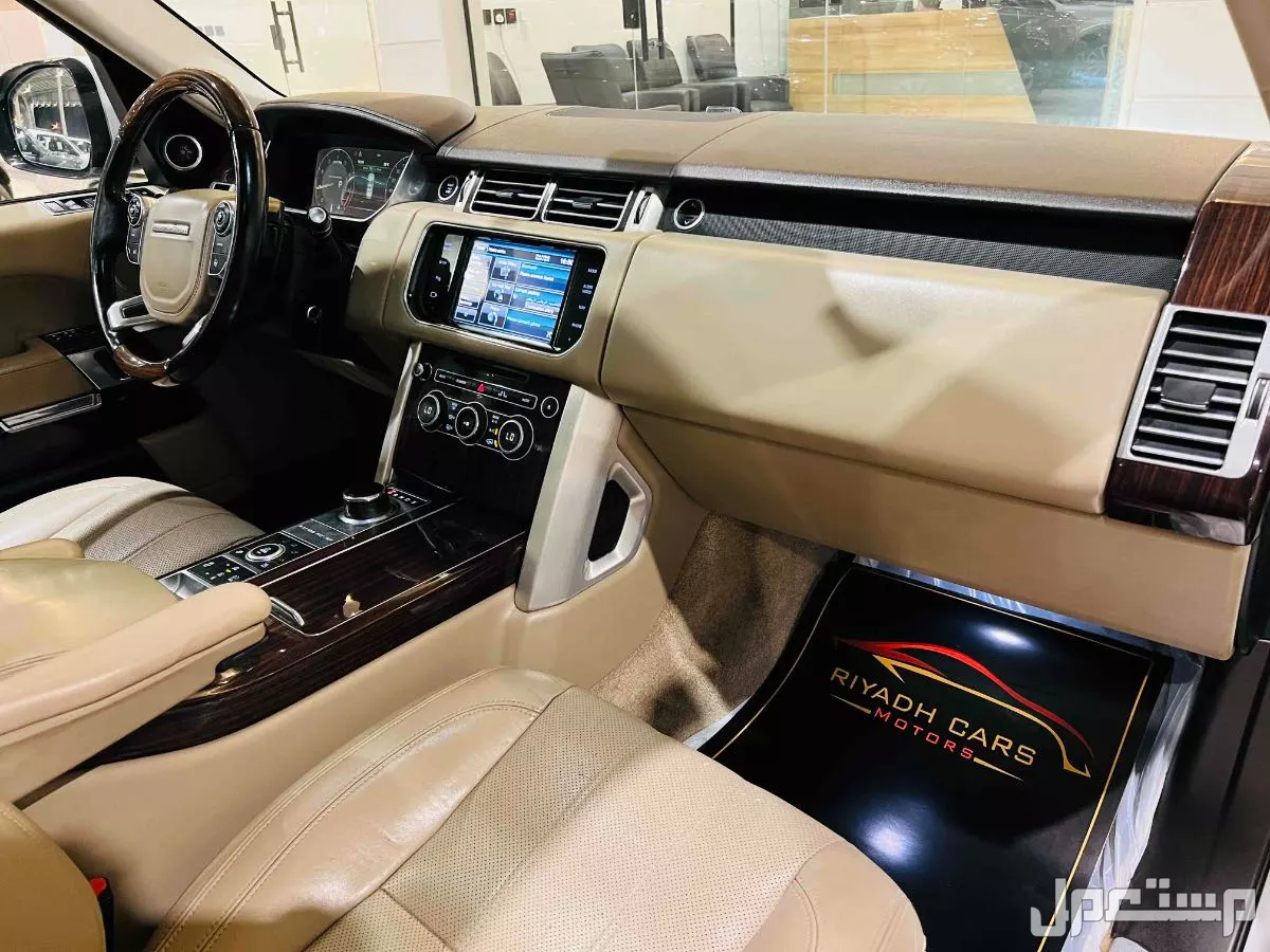 لاند روفر رنج روفر 2014 في الرياض بسعر 84 ألف ريال سعودي