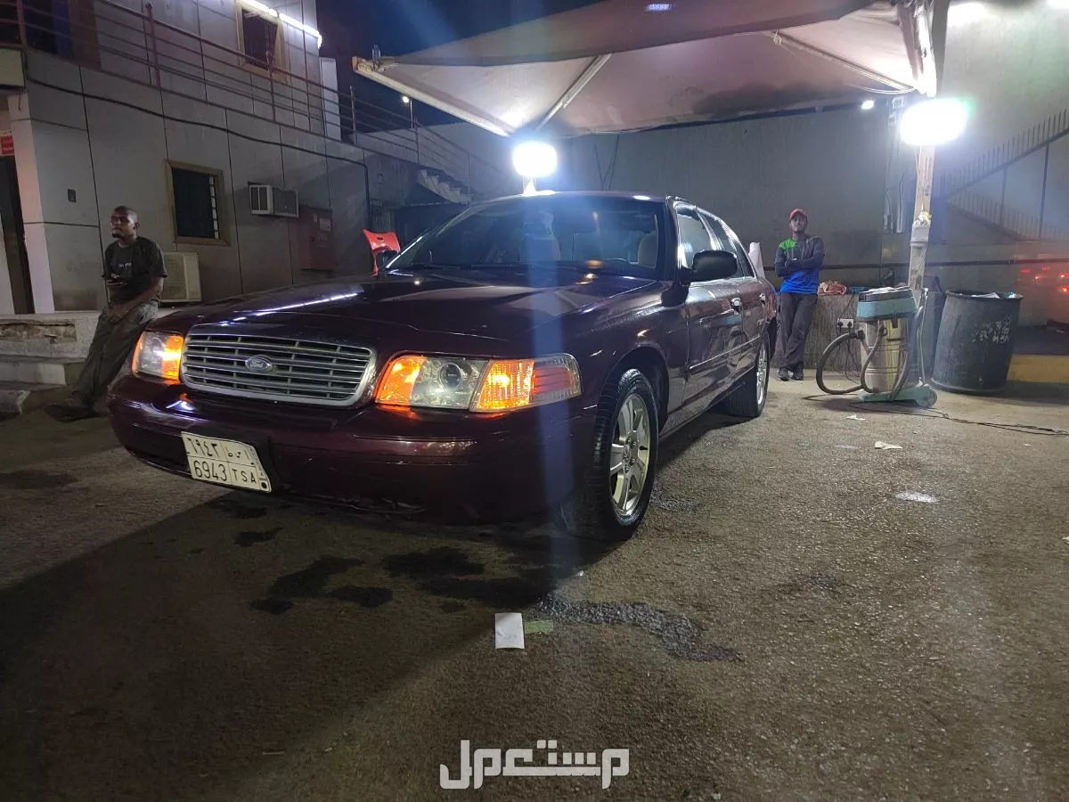 فورد فكتوريا 2008 نظيف بسعر 27.5 الف ريال