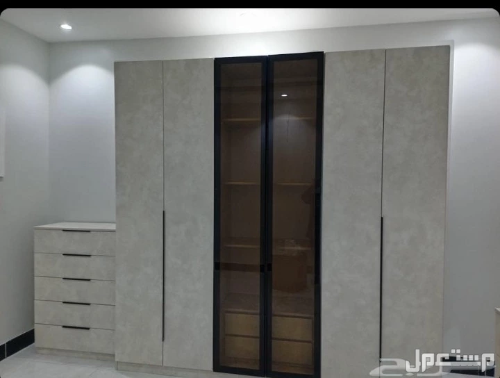 للبيع غرفه النوم تفصيل حسب الطلب جهاز