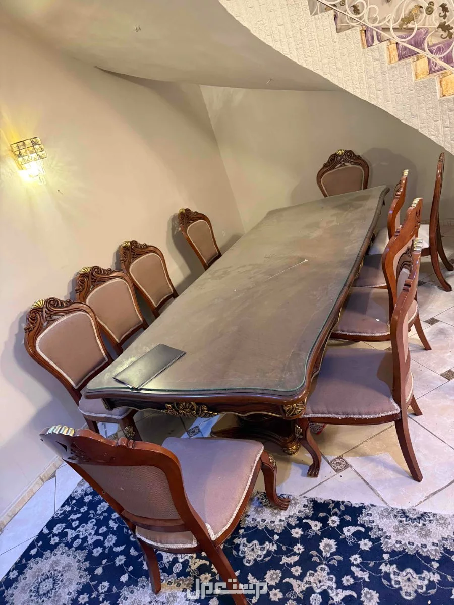 اثاث للبيع  دولاب ملابس و دولاب كاسات