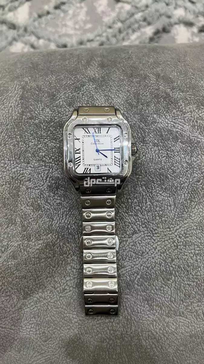 ساعه شبيه كارتير سانتوس نضيفه جدا ولاستخدام اقل من سنه