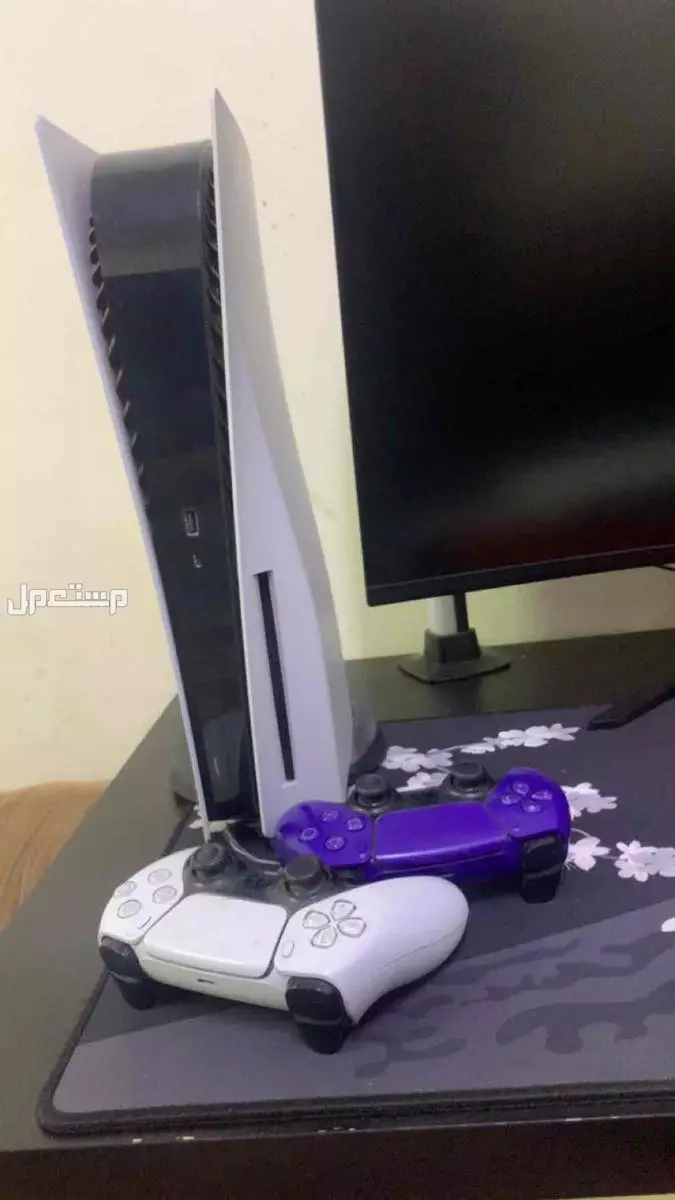 بلاسيتشن فايف PS5 نظيف ما دخل الصيانة ب1500