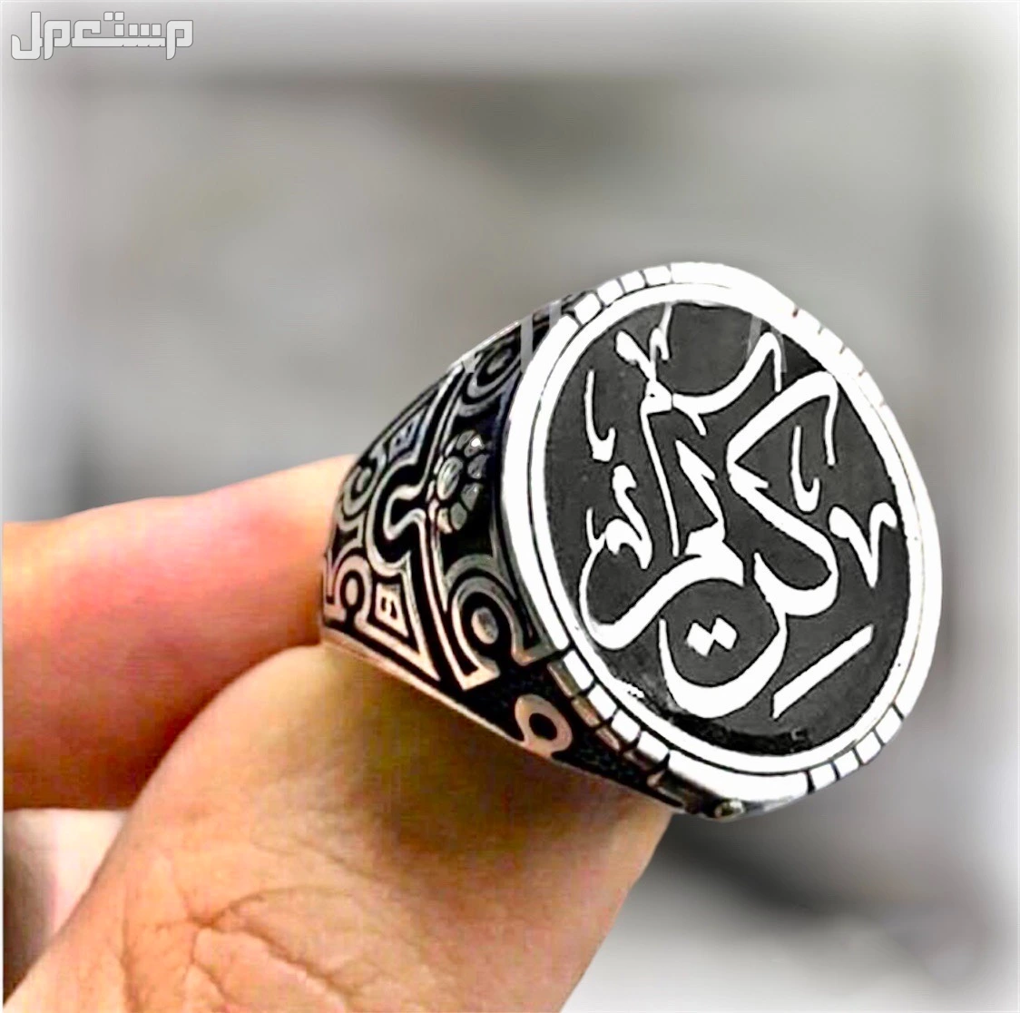 أفضل محلات فضة في الرياض لعام 2025: دليل بالأسعار والعناوين أسعار الفضة في السعودية 2025