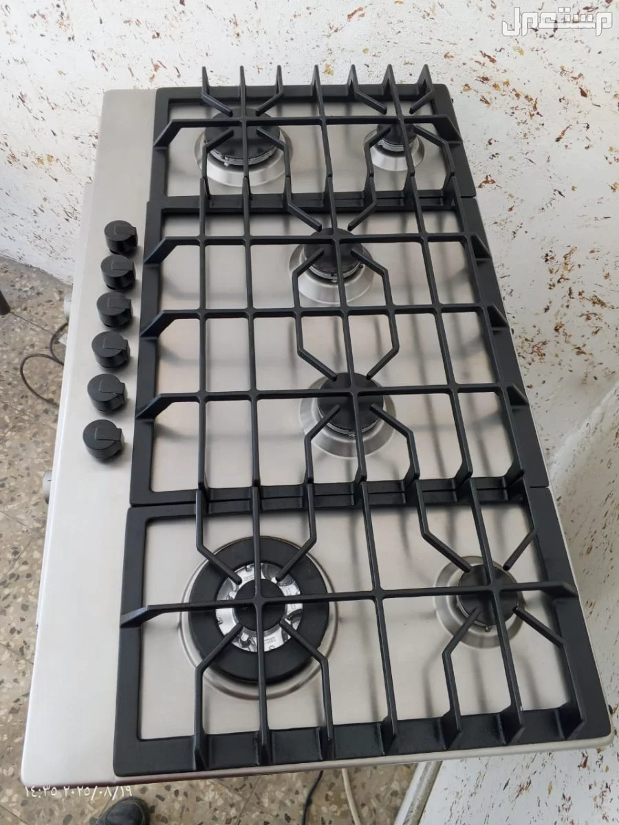 فرن وغاز بلت ان ايطالي بحالة ممتازة